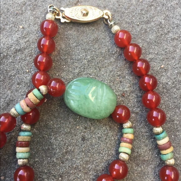 Jewelry - Jade and carnelian necklace